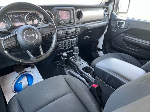 Used 2020 Jeep Gladiator Sport w/ Quick Order Package 24S AWD/4WD image 16