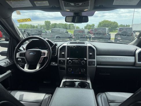 Used 2019 Ford F350 Lariat w/ Lariat Ultimate Package AWD/4WD image 29