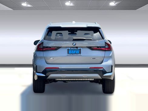 Used 2025 BMW X1 xDrive28i w/ Convenience Package AWD/4WD image 9