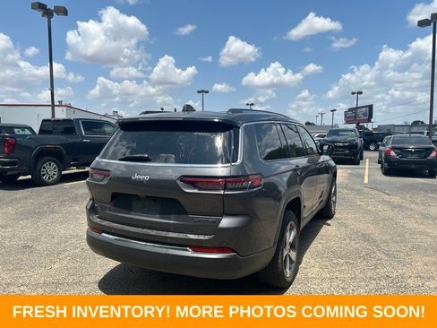 Used 2022 Jeep Grand Cherokee L Limited RWD image 3