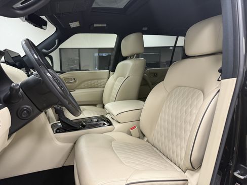 Used 2023 INFINITI QX80 Sensory w/ Cargo Package RWD image 15