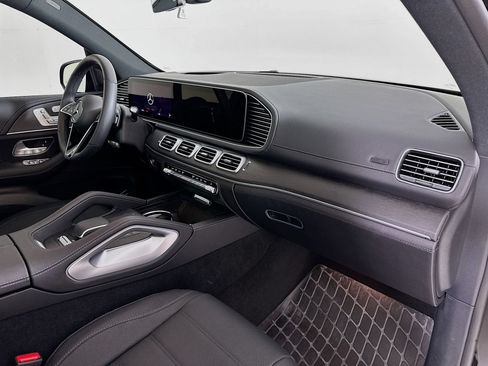 Used 2024 Mercedes-Benz GLE 580 4MATIC image 32