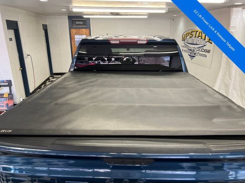 Used 2019 Chevrolet Silverado 1500 Custom w/ Custom Value Package image 13