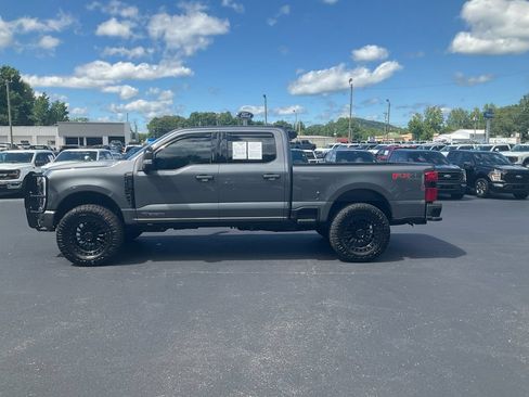 Used 2024 Ford F250 Lariat w/ Lariat Ultimate Package AWD/4WD image 8