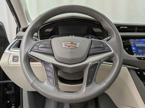 Certified 2023 Cadillac XT5 Premium Luxury w/ LPO, Floor Liner Package AWD/4WD image 10