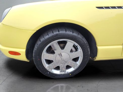 Used 2002 Ford Thunderbird RWD image 14