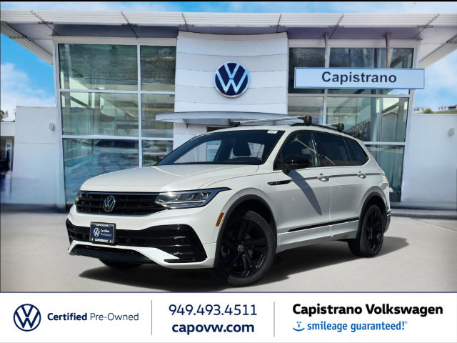 Certified 2023 Volkswagen Tiguan SE R-Line FWD image 1