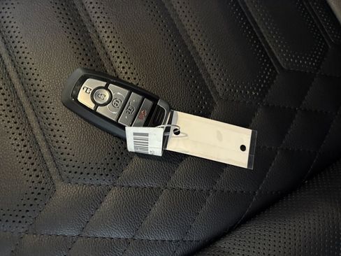 Used 2024 Ford Escape Base w/ PHEV Premium Package image 10