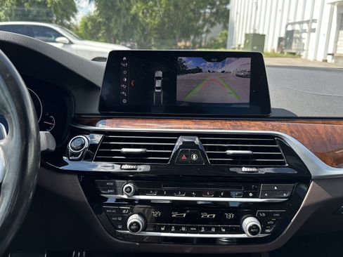 Used 2019 BMW 540i xDrive w/ M Sport Package AWD/4WD image 31