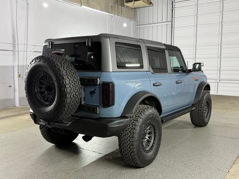 Used 2023 Ford Bronco Badlands AWD/4WD image 8