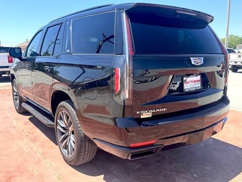 Used 2023 Cadillac Escalade Sport AWD/4WD image 7