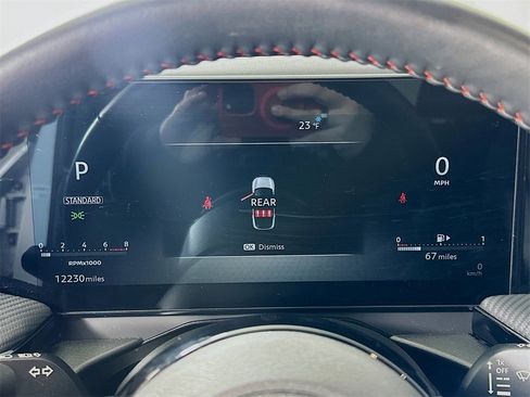 Used 2025 Nissan Kicks SR image 24