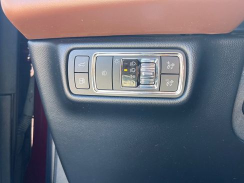 Used 2021 Lincoln Aviator Grand Touring w/ Equipment Group 301A image 19