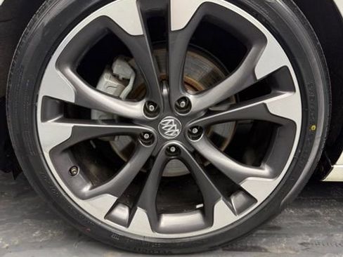 Used 2019 Buick Cascada Premium FWD image 34