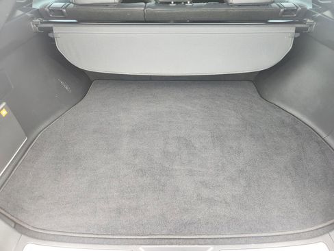 Used 2021 Toyota Venza Limited AWD/4WD image 24