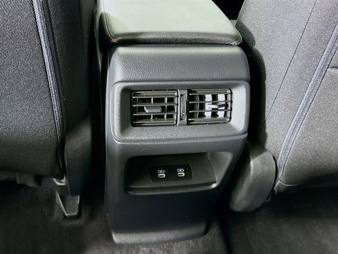 Used 2025 Honda CR-V Sport image 28