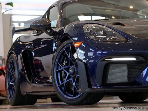 Used 2024 Porsche 718 Cayman GT4 RS image 13