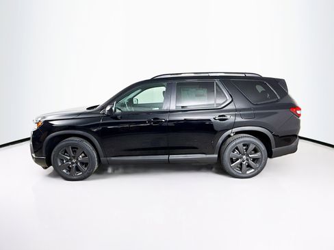 New 2026 Honda Pilot Sport image 7