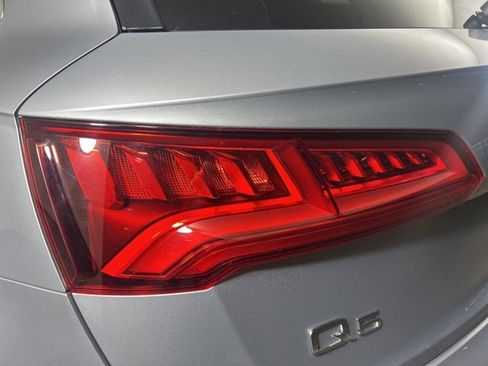 Used 2019 Audi Q5 2.0T Premium w/ Convenience Package image 27