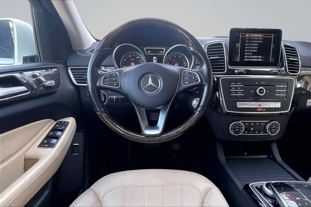 Used 2017 Mercedes-Benz GLS 450 4MATIC w/ Premium Package image 5