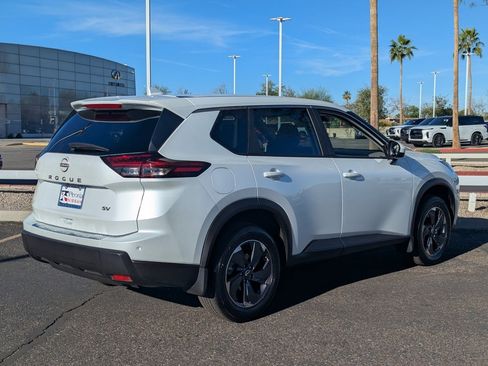 Certified 2024 Nissan Rogue SV image 6