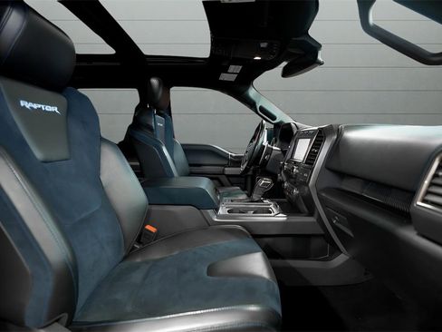 Used 2020 Ford F150 Raptor w/ Equipment Group 802A Luxury image 39