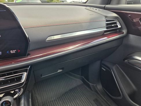 Used 2024 Chevrolet Traverse RS w/ LPO, Floor Liner Package FWD image 29