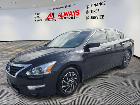 Used 2015 Nissan Altima 2.5 S w/ Power Driver Seat Package FWD image 2