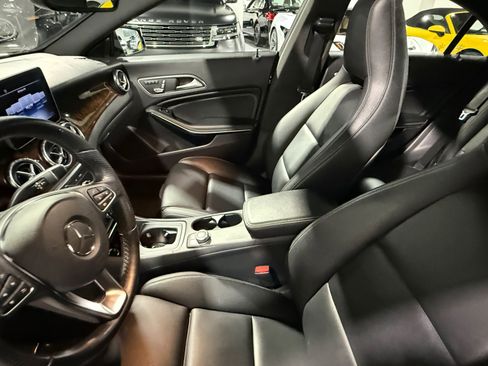 Used 2019 Mercedes-Benz CLA 250 4MATIC image 18