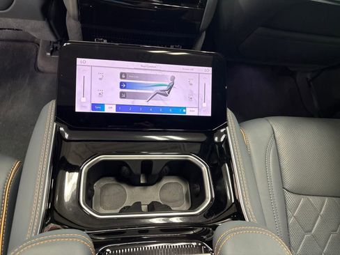 New 2024 Jeep Grand Wagoneer L Series III w/ Rear Seat Video Group 1 image 16