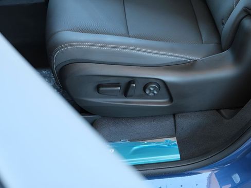 New 2024 VinFast VF 9 Plus AWD/4WD image 9