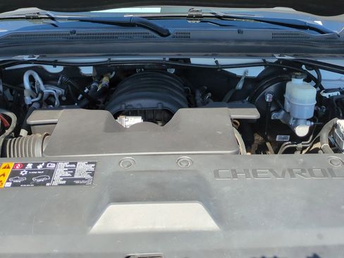 Used 2019 Chevrolet Suburban LT RWD image 32