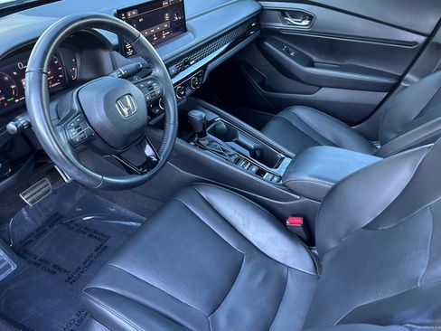 Used 2024 Honda Accord Sport image 4