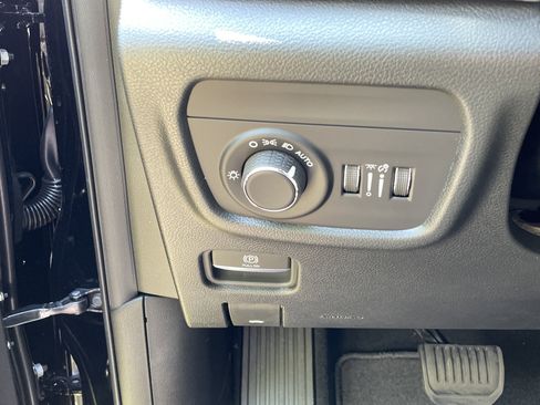 New 2026 Jeep Grand Cherokee Laredo X RWD image 18