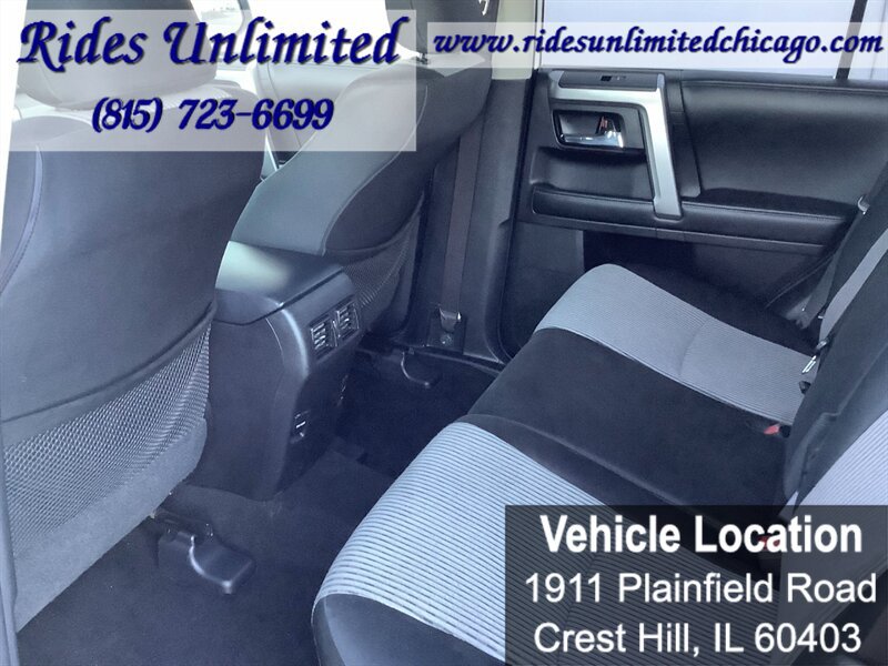 Used 2014 Toyota 4Runner SR5 AWD/4WD image 30