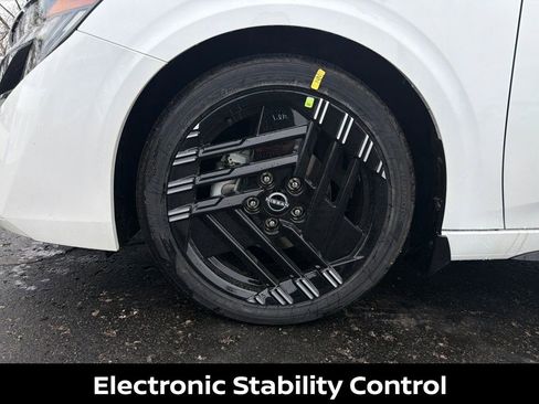 New 2026 Nissan Sentra SR image 32