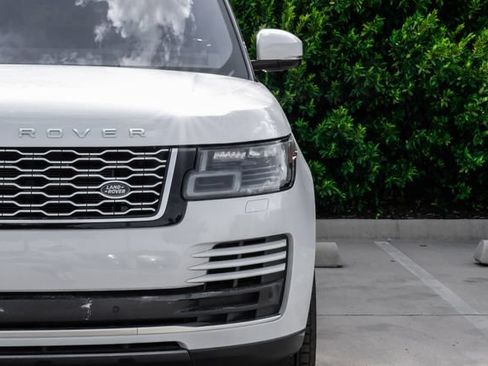 Used 2019 Land Rover Range Rover Supercharged AWD/4WD image 59
