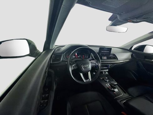 Used 2019 Audi Q5 2.0T Premium w/ Convenience Package AWD/4WD image 18