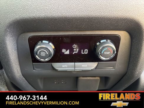 New 2026 Chevrolet Traverse LT w/ Sun and Wheel Package AWD/4WD image 47