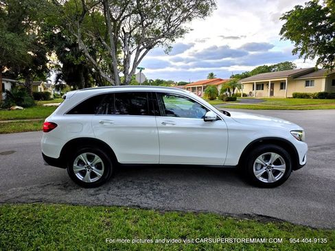 Used 2018 Mercedes-Benz GLC 300 w/ Premium Package image 14