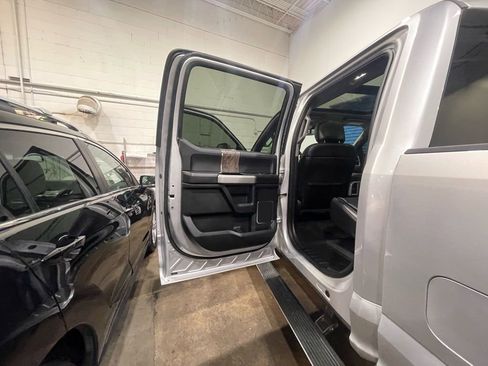 Used 2019 Ford F250 Lariat w/ Lariat Ultimate Package image 23