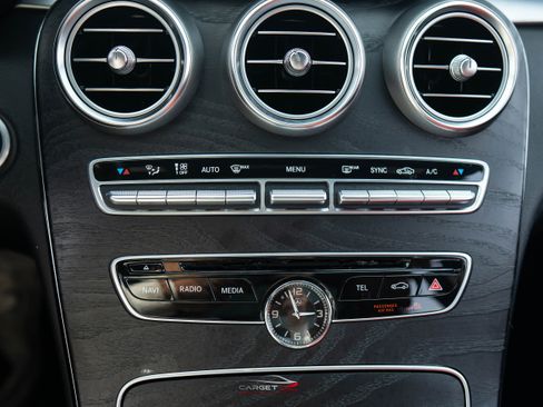 Used 2015 Mercedes-Benz C 400 4MATIC image 33