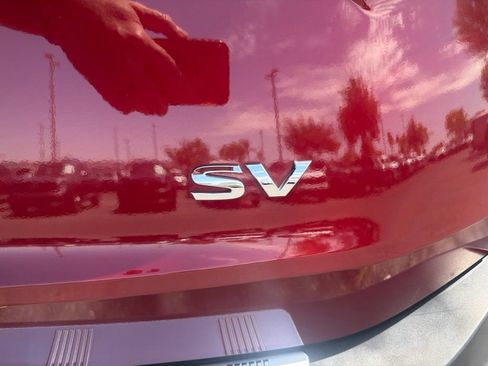 Certified 2023 Nissan Rogue SV FWD image 8