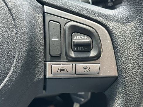 Used 2018 Subaru Forester 2.5i Premium AWD/4WD image 28