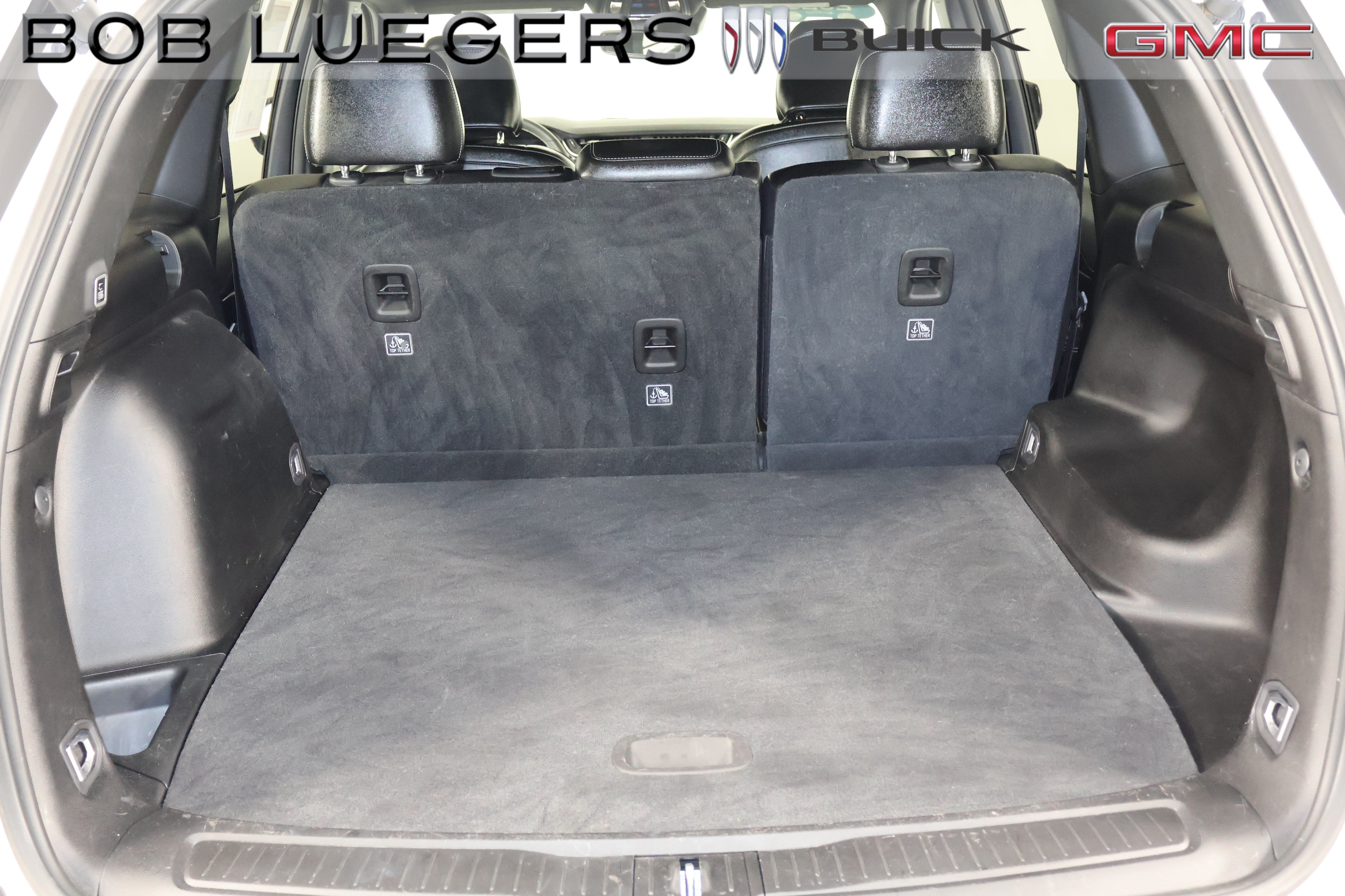 Used 2023 Jeep Grand Cherokee Altitude AWD/4WD image 21