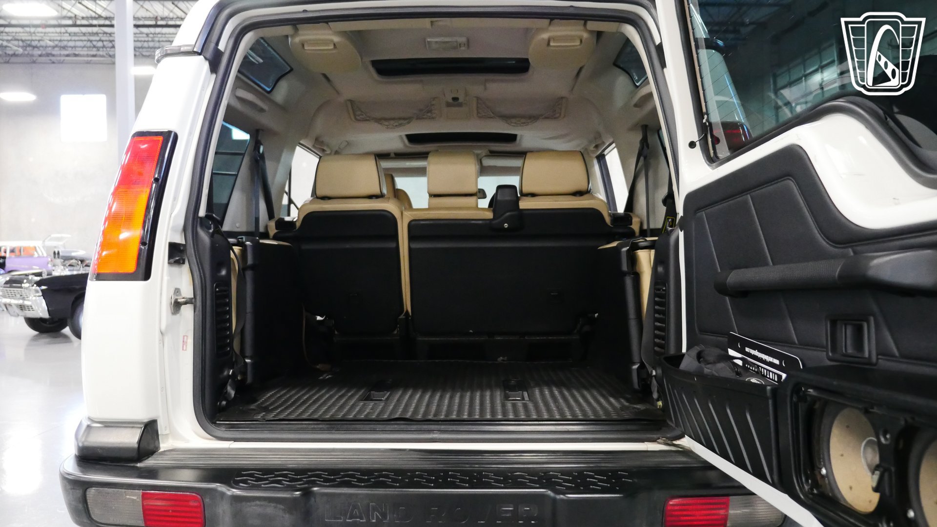Used 2003 Land Rover Discovery SE AWD/4WD image 15