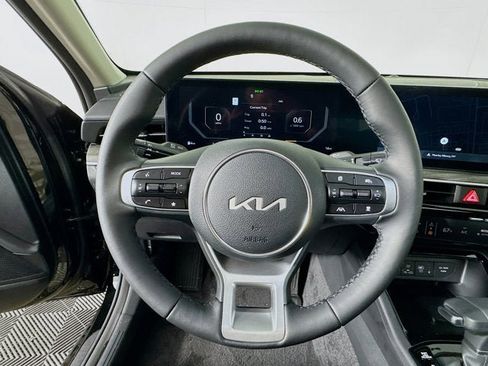New 2026 Kia K5 EX image 14