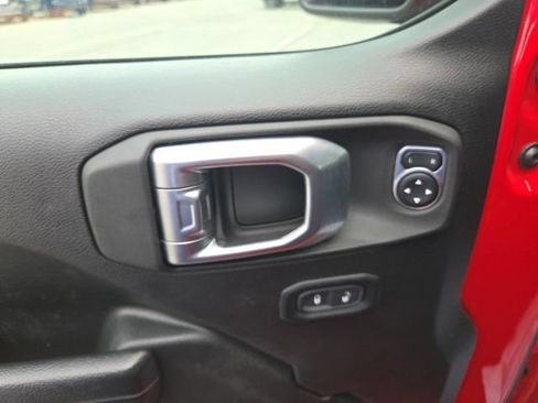 Used 2022 Jeep Wrangler Unlimited Sport AWD/4WD image 15