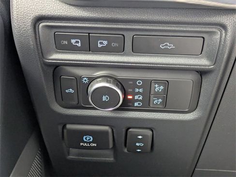 Used 2021 Ford F150 Lariat w/ Equipment Group 502A High image 28