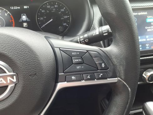Used 2023 Nissan Kicks SV FWD image 23